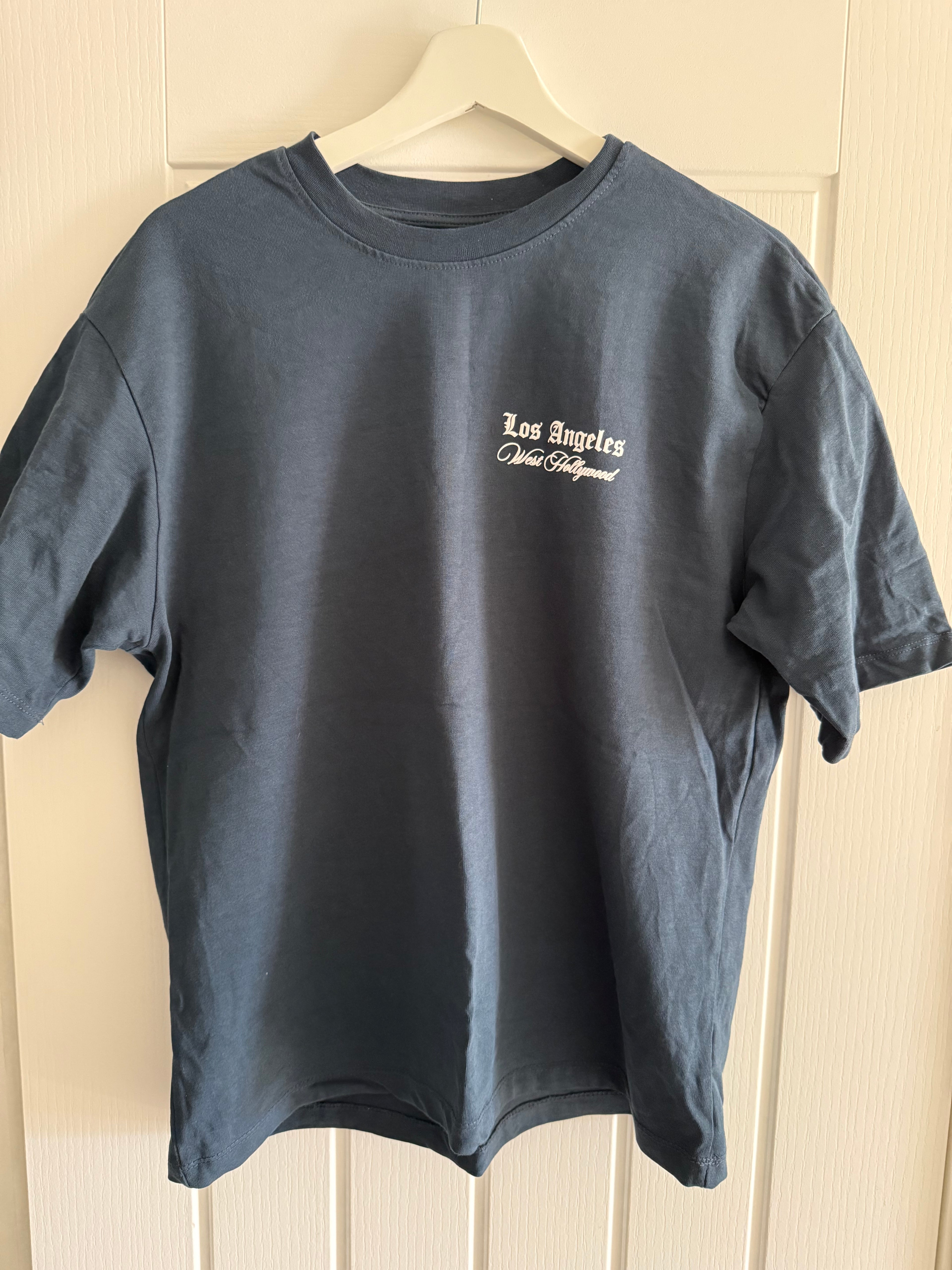 LA Men’s Medium T Shirt in Blue. Large Print.